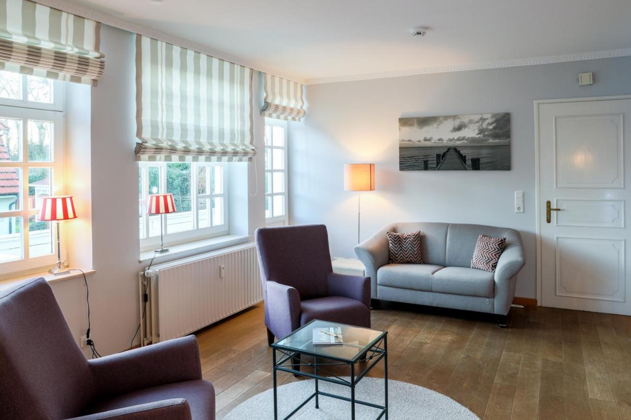 Villa Friedericia, Wohnung 3-Hochparterre Links Wyk auf Föhr エクステリア 写真