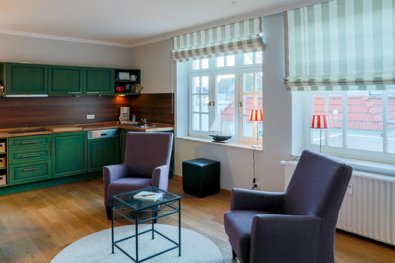 Villa Friedericia, Wohnung 3-Hochparterre Links Wyk auf Föhr エクステリア 写真
