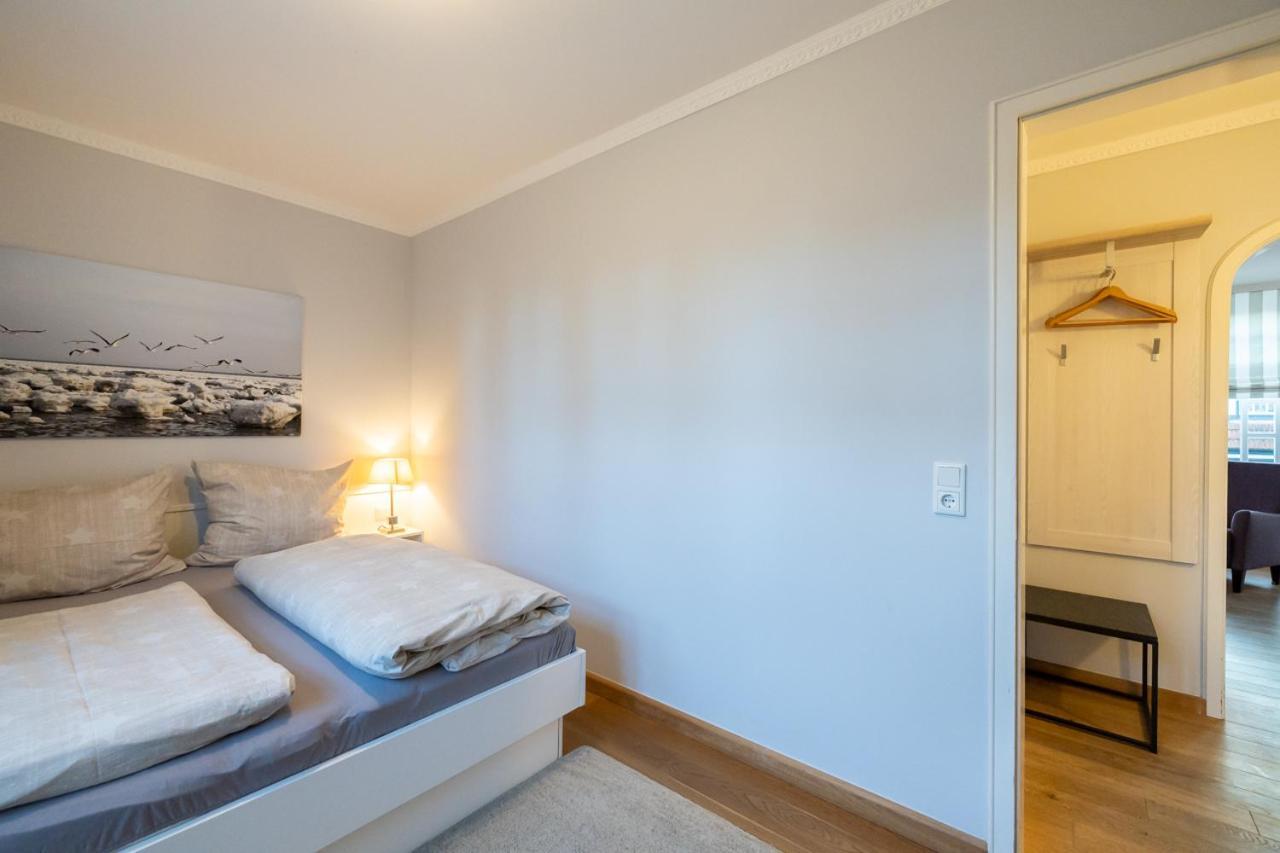 Villa Friedericia, Wohnung 3-Hochparterre Links Wyk auf Föhr エクステリア 写真
